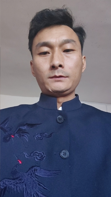 逆袭的小老鼠～龙long的第一张照片--宜宾相亲服务中心