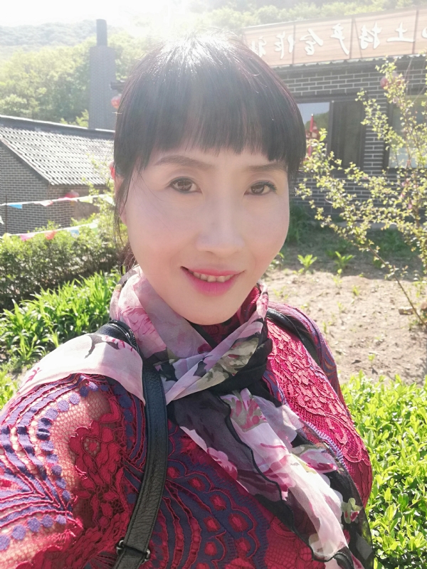 艳阳高照的第一张照片--宜宾相亲服务中心