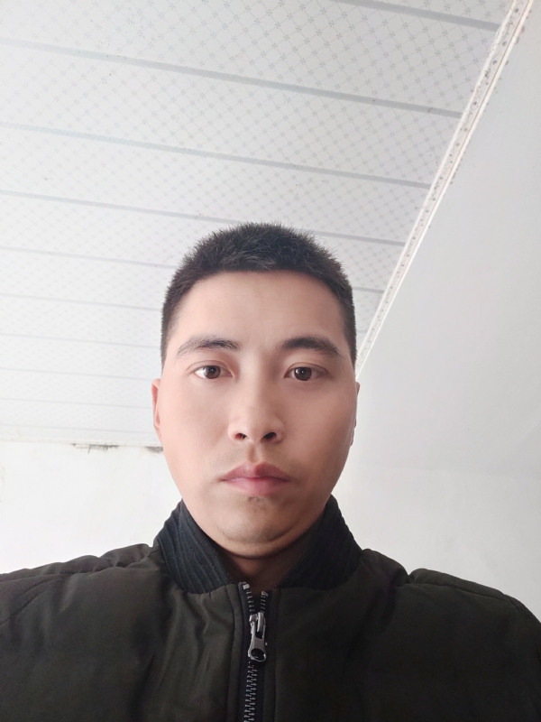 远望星空的第一张照片--宜宾相亲服务中心