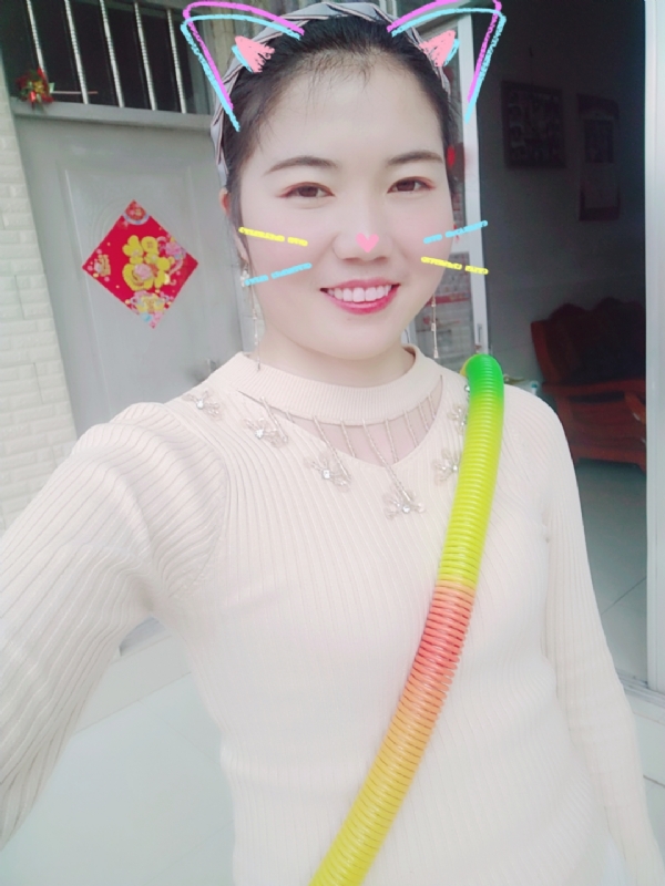 芷宁的第一张照片--宜宾相亲服务中心