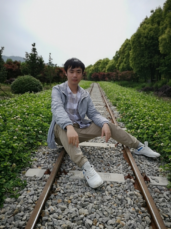HCL的第一张照片--宜宾相亲服务中心