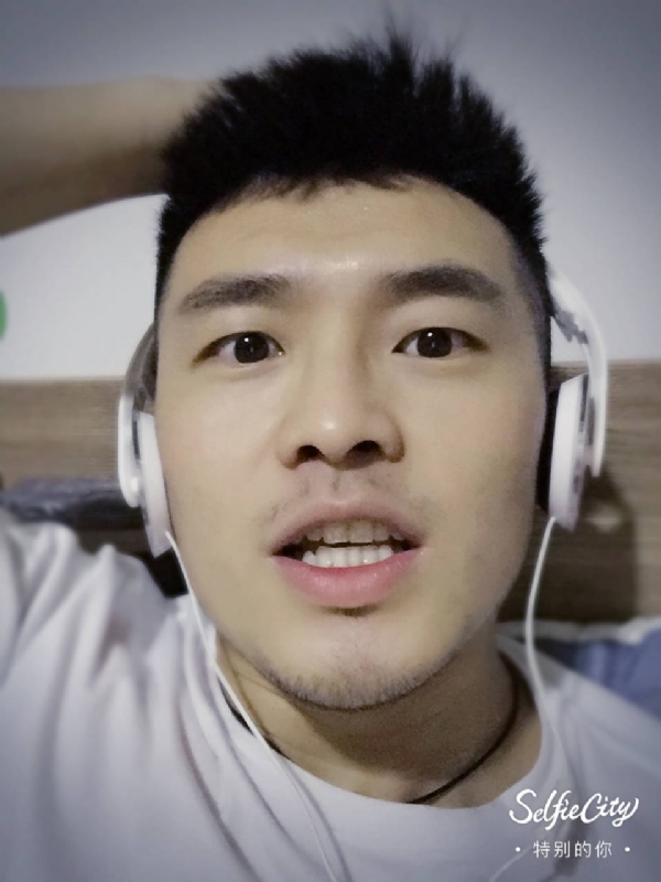 开心最好的第一张照片--宜宾相亲服务中心