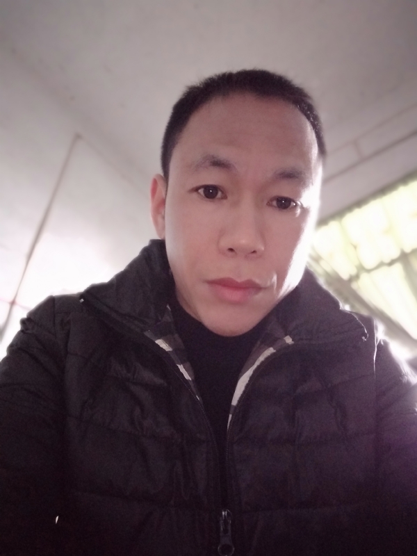 相信真爱的第一张照片--宜宾相亲服务中心