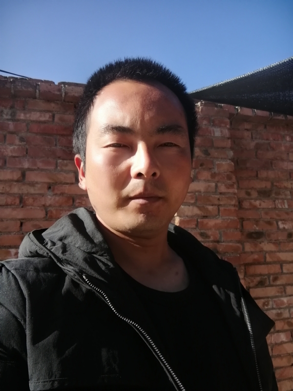流年寂寞了谁的容颜的第一张照片--宜宾相亲服务中心