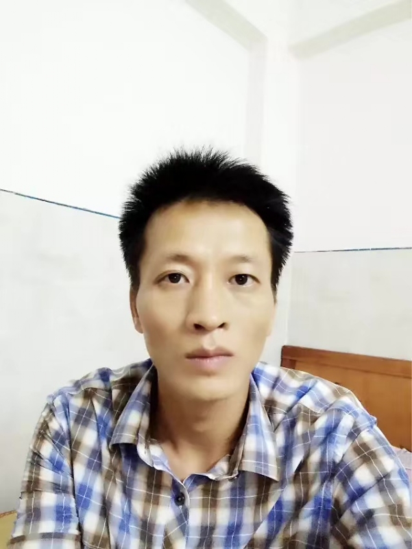 流年未亡的第一张照片--宜宾相亲服务中心