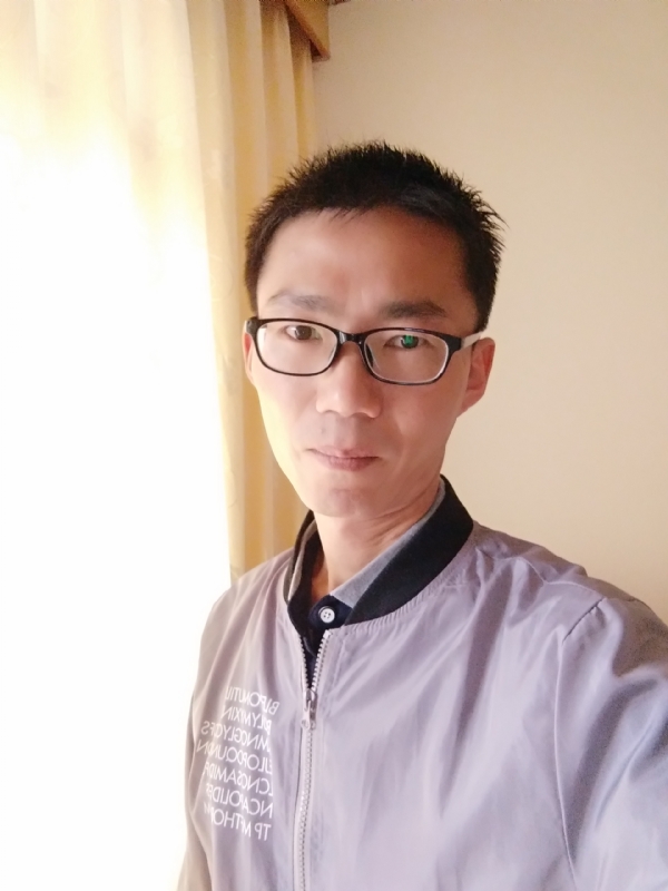 平凡的风的第二张照片--宜宾相亲服务中心