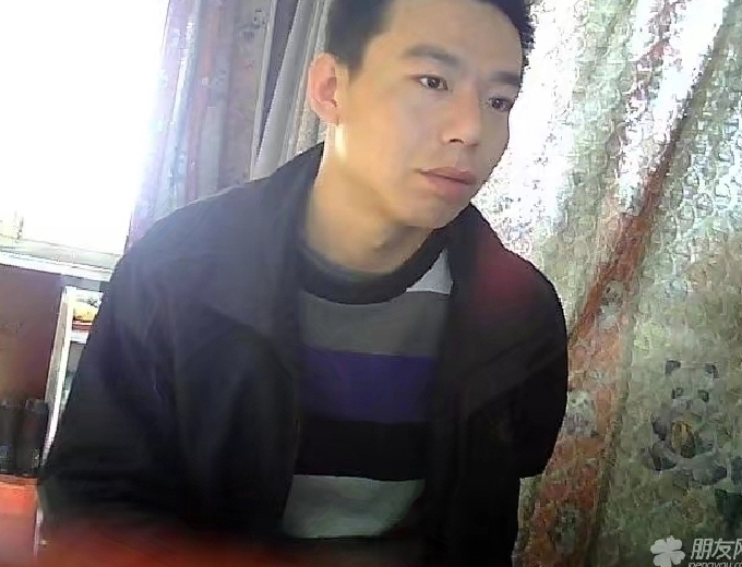 向钱奔跑的第一张照片--宜宾相亲服务中心