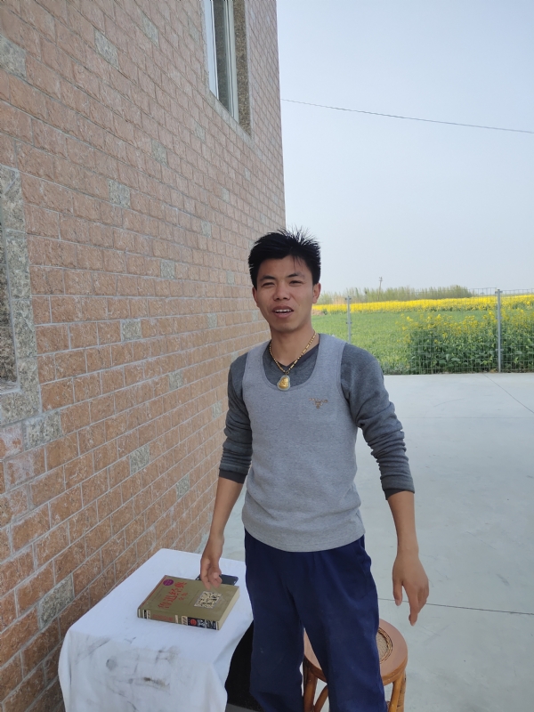 雷的第一张照片--宜宾相亲服务中心