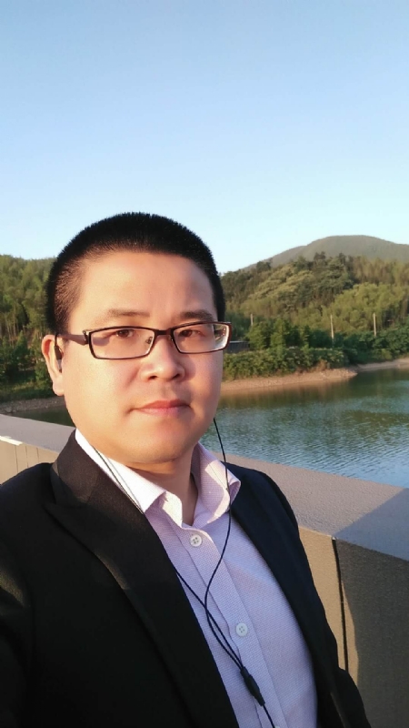 顾律师的第三张照片--宜宾相亲服务中心