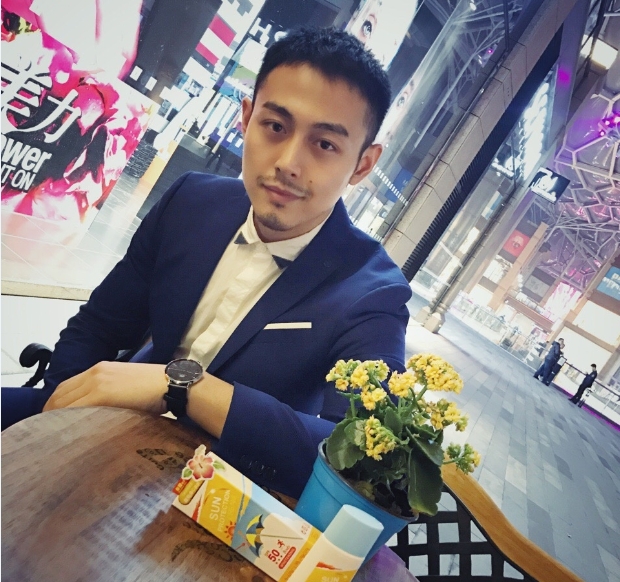 wenze的第一张照片--宜宾相亲服务中心