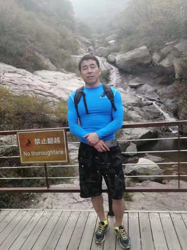 四季阳光的第一张照片--宜宾相亲服务中心