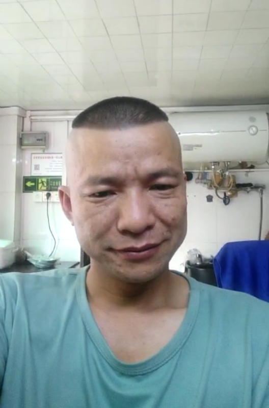 自创生涯的第一张照片--宜宾相亲服务中心