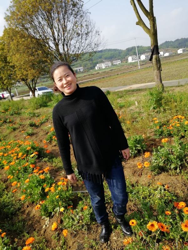 征婚女人的第四张照片--宜宾相亲服务中心