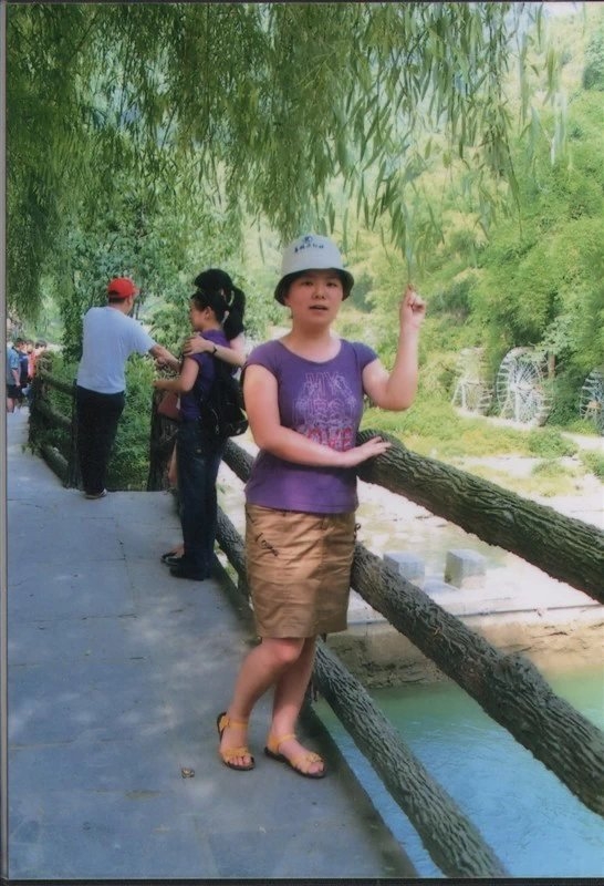 小家碧玉19的第一张照片--宜宾相亲服务中心
