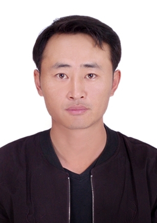 淡漠痕的第二张照片--宜宾相亲服务中心