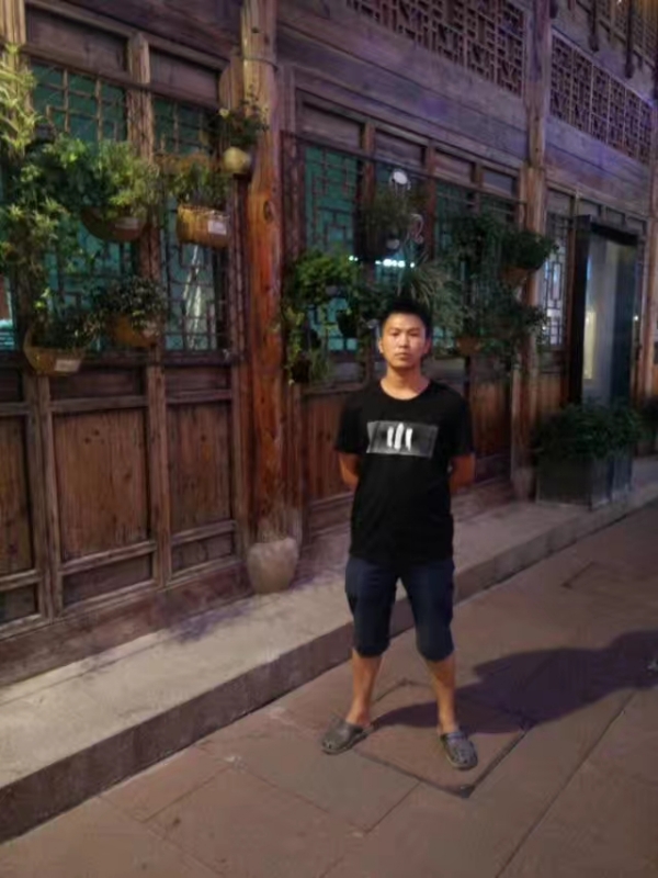 回忆的第一张照片--宜宾相亲服务中心
