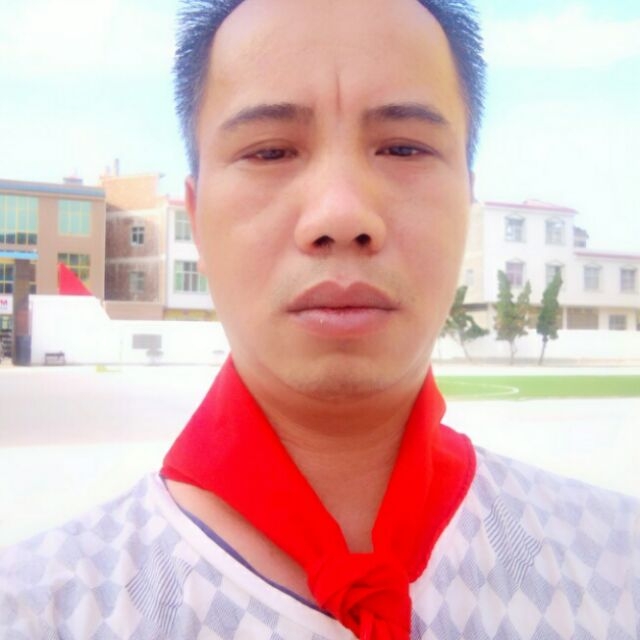 留守男人的第一张照片--宜宾相亲服务中心