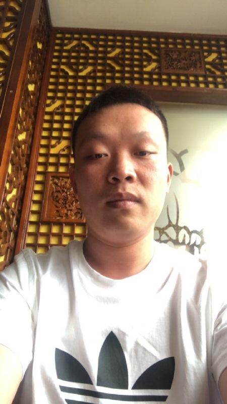 唐子龙的第二张照片--宜宾相亲服务中心