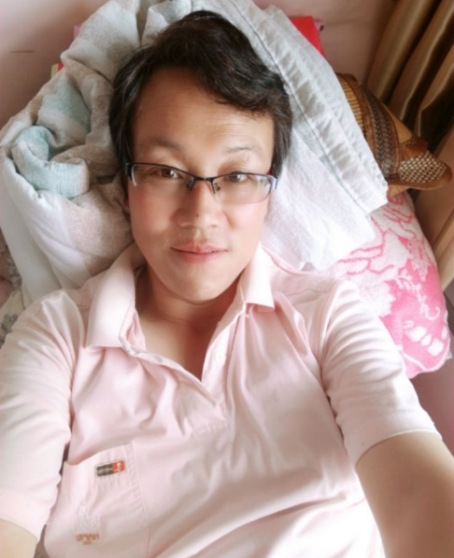 一吻天荒的第一张照片--宜宾相亲服务中心