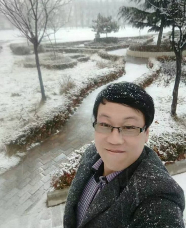 一吻天荒的第三张照片--宜宾相亲服务中心