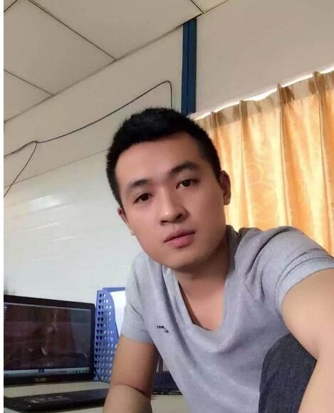 佛山喜欢你的第一张照片--宜宾相亲服务中心