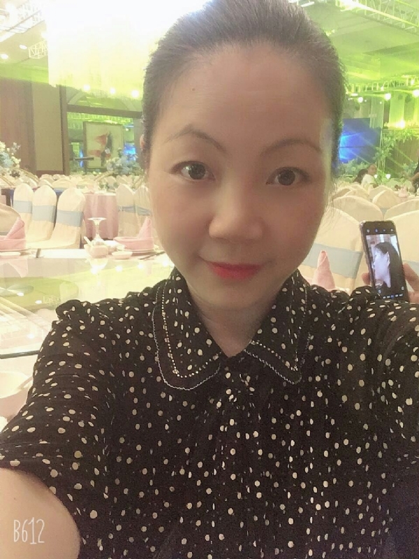 泡沫的第一张照片--宜宾相亲服务中心