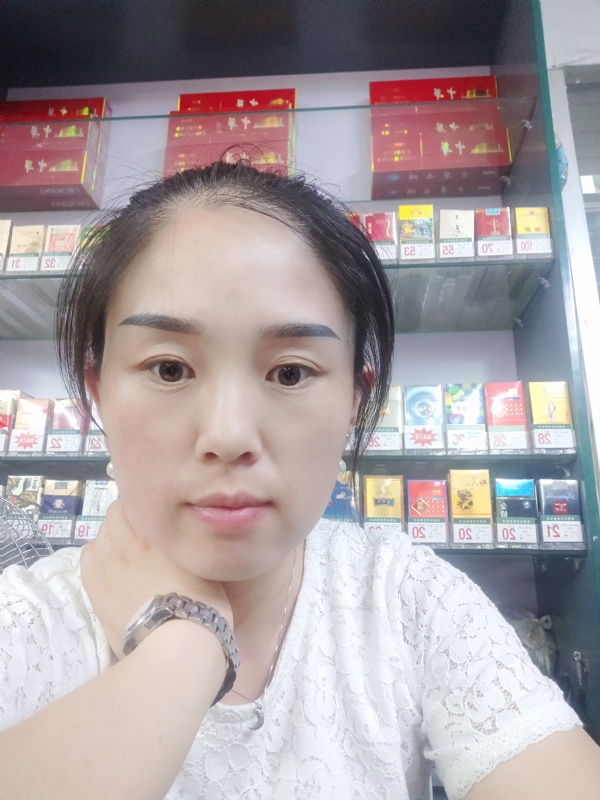 睿智的第二张照片--宜宾相亲服务中心