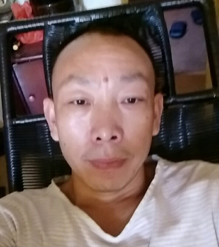 寻爱的第一张照片--宜宾相亲服务中心