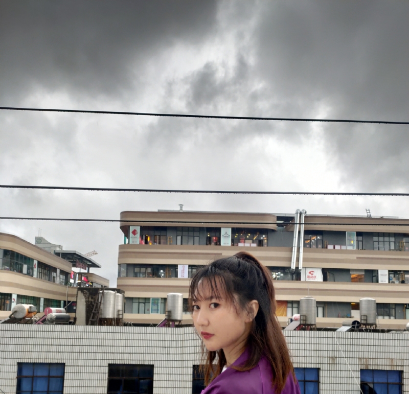 李家小姐的第三张照片--宜宾相亲服务中心