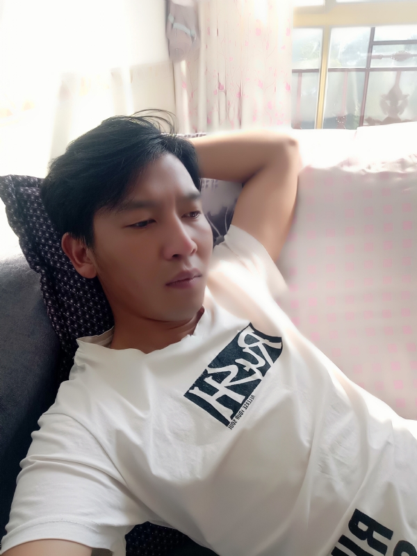 大通的第一张照片--宜宾相亲服务中心
