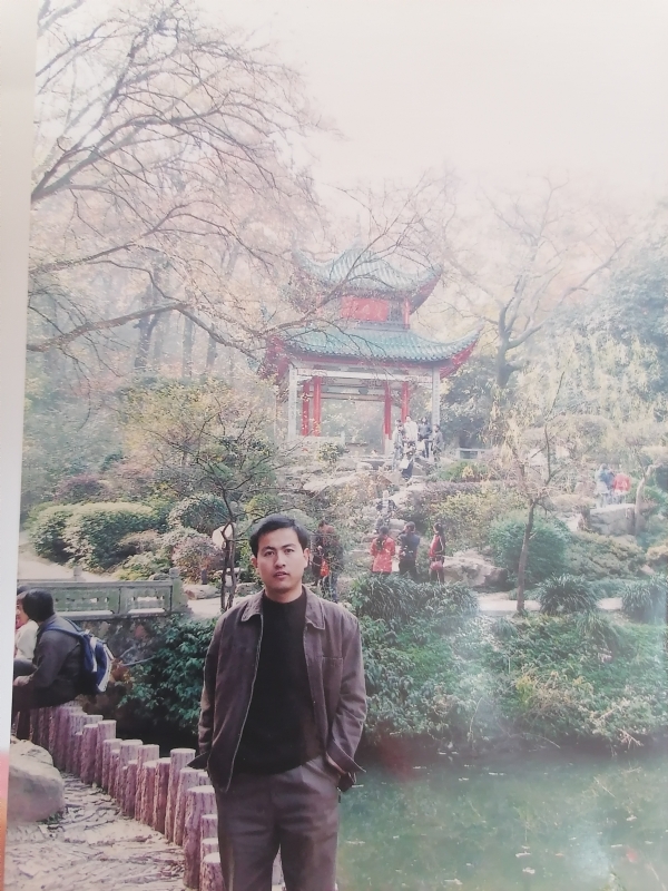 沧海一粟的第一张照片--宜宾相亲服务中心