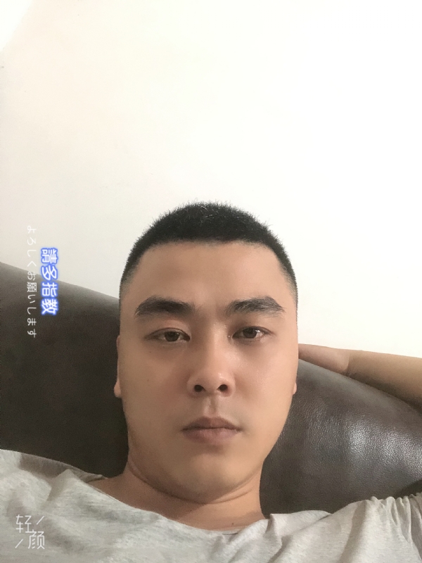 草根的第一张照片--宜宾相亲服务中心