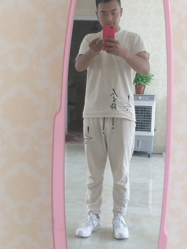 一天一根烟的第二张照片--宜宾相亲服务中心