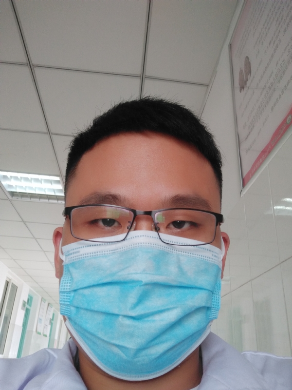 风轻云淡的第一张照片--宜宾相亲服务中心