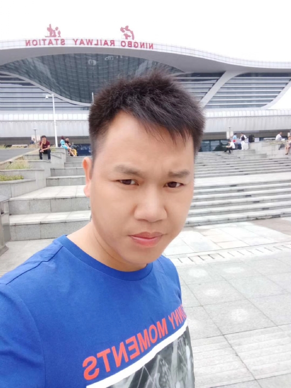 笑对人生的第一张照片--宜宾相亲服务中心