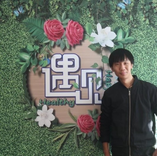影视人~混爷张的第二张照片--宜宾相亲服务中心