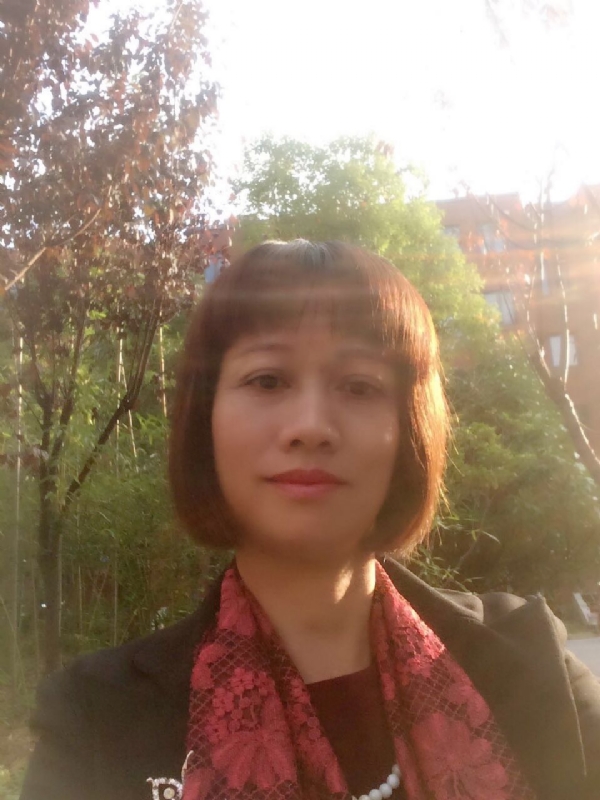 张馨方的第一张照片--宜宾相亲服务中心