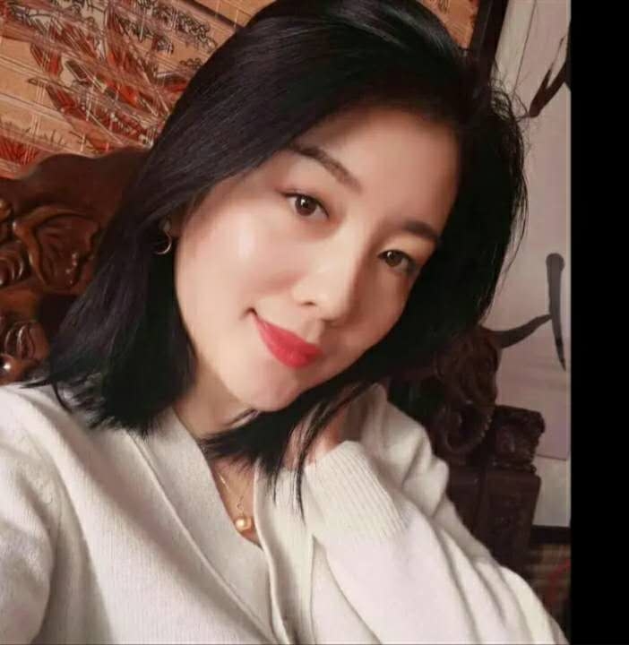 陈旧的第一张照片--宜宾相亲服务中心