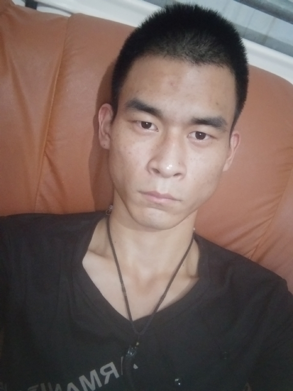 单身狗一枚的第三张照片--宜宾相亲服务中心