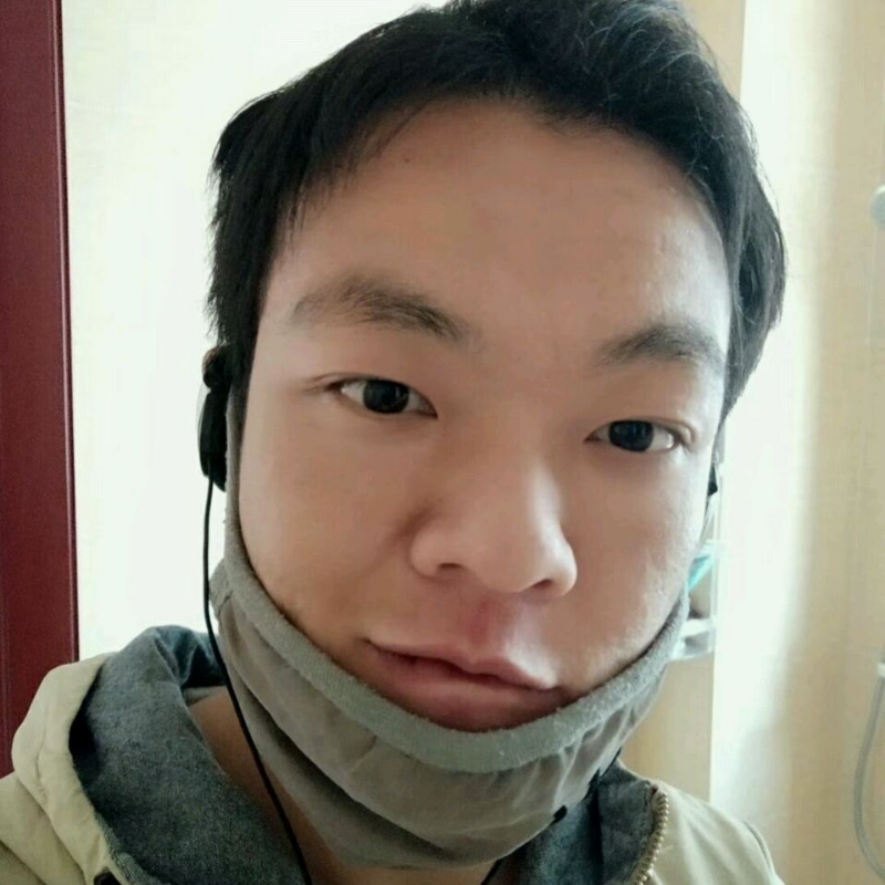 泡沫哭泣的第一张照片--宜宾相亲服务中心