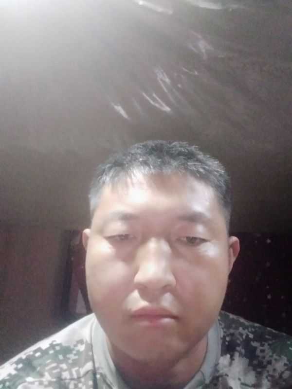 雪山浪子的第一张照片--宜宾相亲服务中心