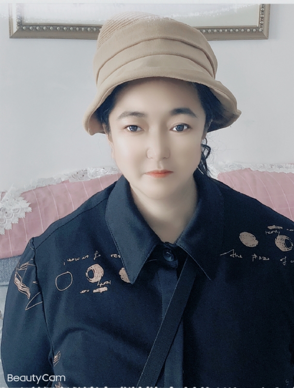 蕾蕾的第一张照片--宜宾相亲服务中心