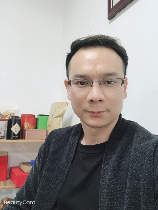 韦的第一张照片--宜宾相亲服务中心