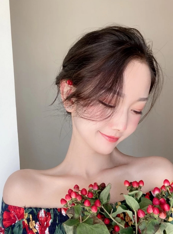 小诗vanessa的第二张照片--宜宾相亲服务中心