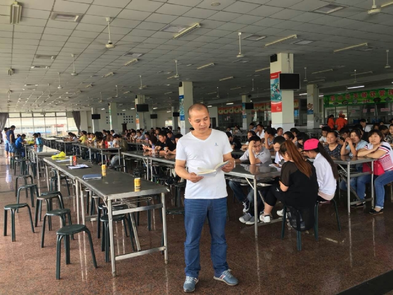 人在旅途的第二张照片--宜宾相亲服务中心