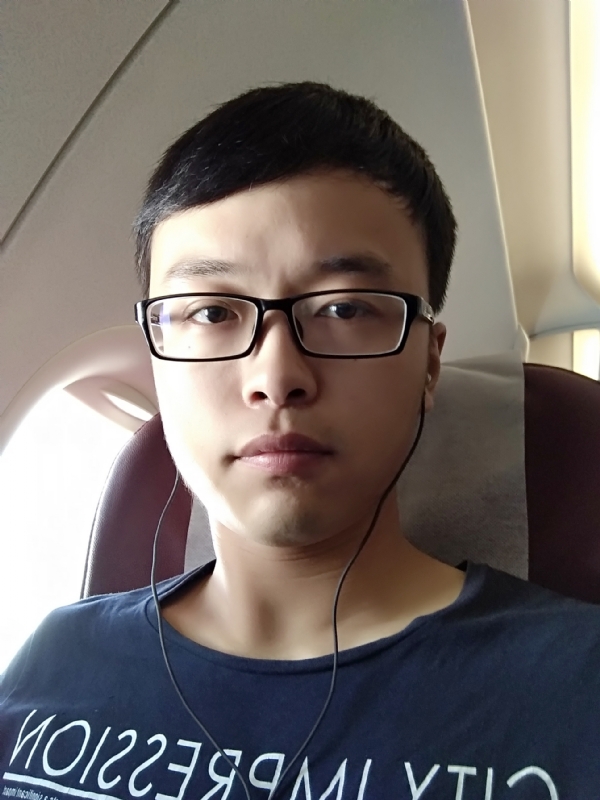 在水一方的第二张照片--宜宾相亲服务中心