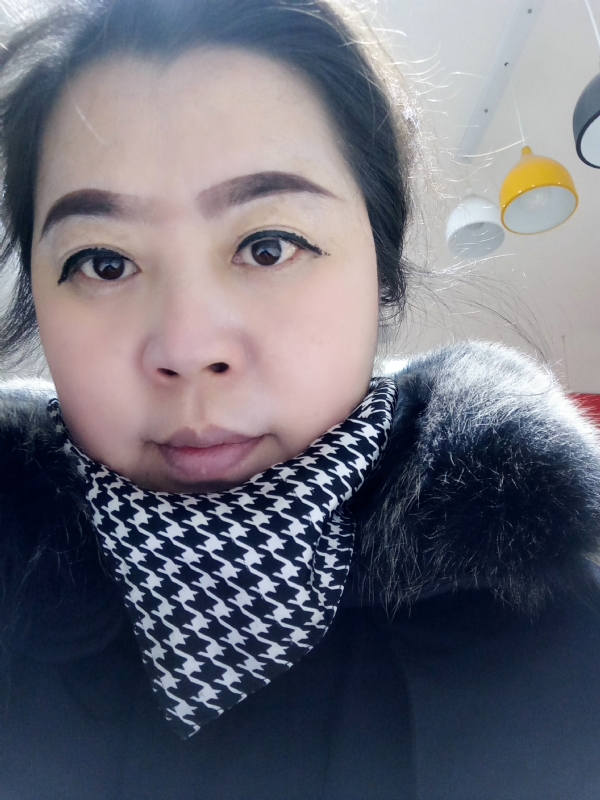 余猪猪的第一张照片--宜宾相亲服务中心
