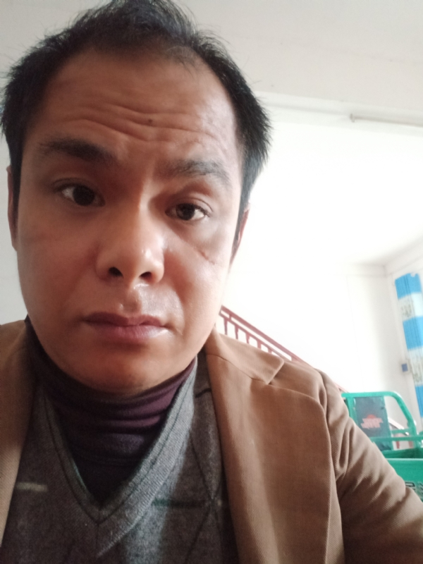 唐水果店发发发的第二张照片--宜宾相亲服务中心