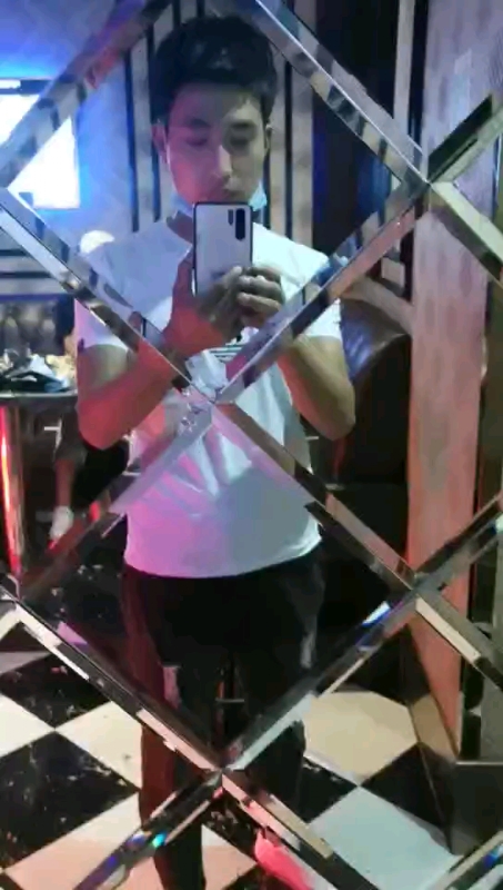 暖心的第一张照片--宜宾相亲服务中心