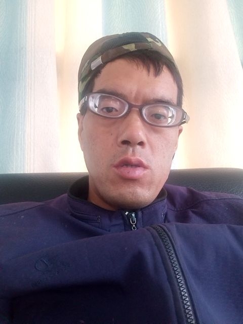 等待有缘人的第一张照片--宜宾相亲服务中心